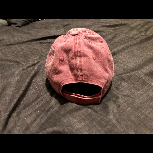 Women’s Cute “Yawn” Red Baseball Cap Hat One Size - Picture 3 of 4